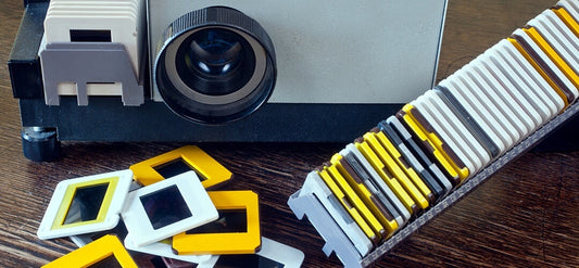 Choose the Best Carousel Slide Projector That’s Still Available in 2024