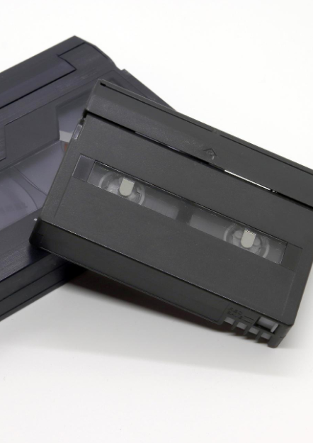 Hi8 VHS VCR to Digital Converter 3.0 (Third Generation) - Record Retro  Video to Digital Mp4 from Mini Dv Deck / 8mm Video Player / VHS-c /  Camcorder 